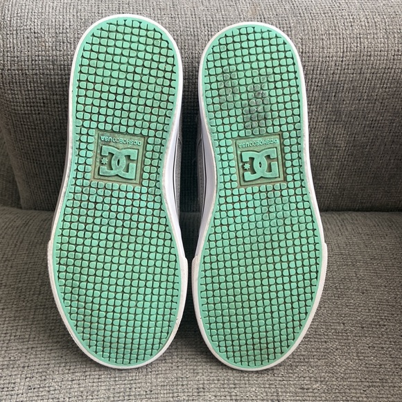 DC youth fabric hightop skate sneaker size 5 Spartan High TX SE - Picture 7 of 8